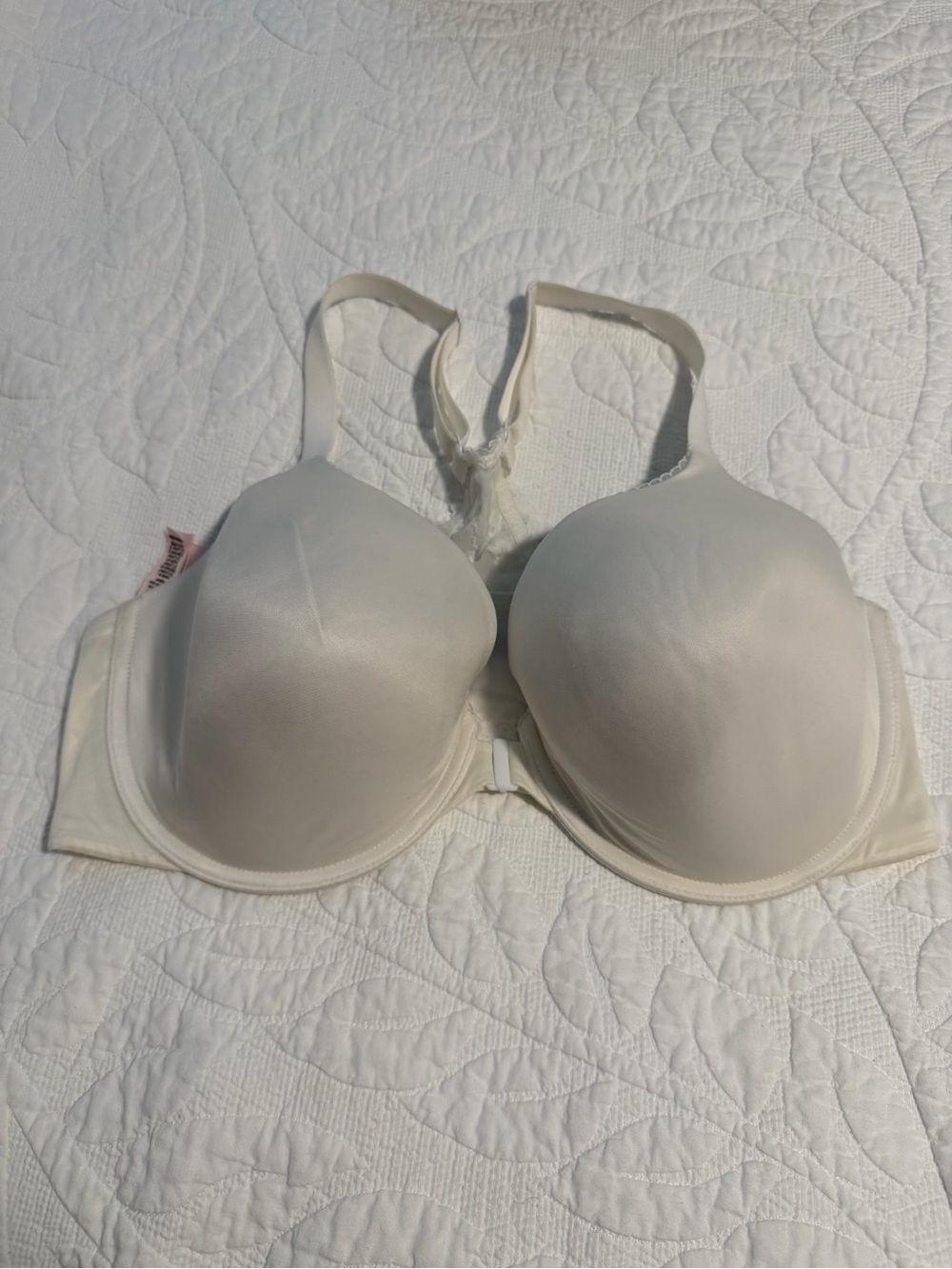 Victoria's Secret Cream Seamless T-Shirt Bra
